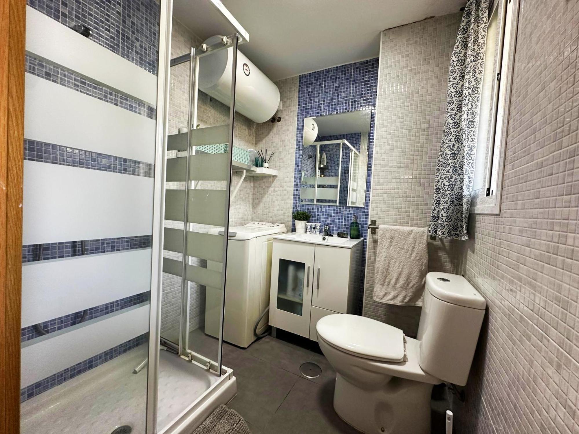 Apartment Hac - Terraza Con Vistas Al Mar, Wifi, Centro A 200 Metros, Playa A 600 Metros *