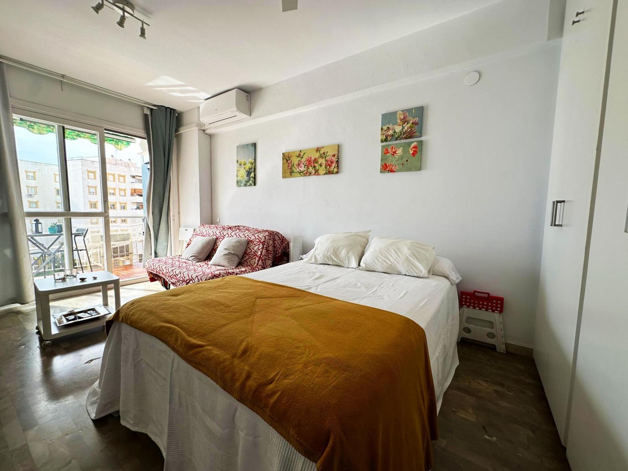 Hac - Terraza Con Vistas Al Mar, Wifi, Centro A 200 Metros, Playa A 600 Metros Torremolinos
